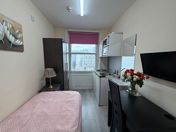 Studio To Rent In Cromwell Road, London, SW7