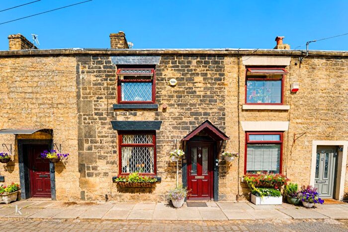 2 Bedroom Cottage For Sale In Openshaw Fold Road, Bury, BL9