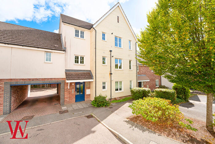 1 Bedroom Apartment For Sale In Mortymer Close, Little Canfield, Dunmow, Essex, CM6