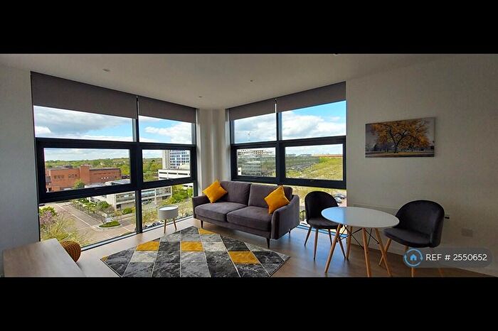 1 Bedroom Flat To Rent In Medina House, Milton Keynes, MK9