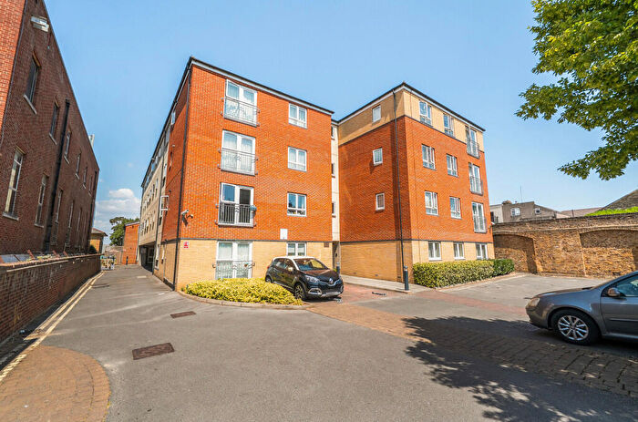 2 Bedroom Apartment For Sale In Sidcup High Street, Sidcup, |, DA14