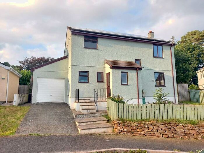 4 Bedroom Detached House For Sale In Polyphant, Launceston, PL15