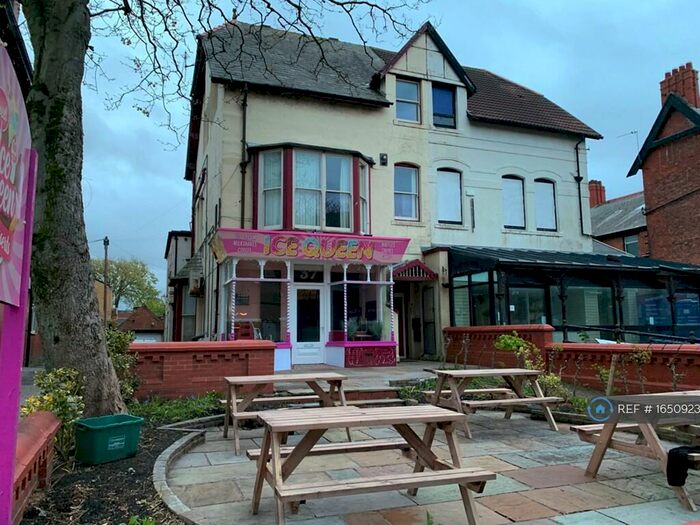 1 Bedroom Flat To Rent In Wood Street, St Annes, FY8