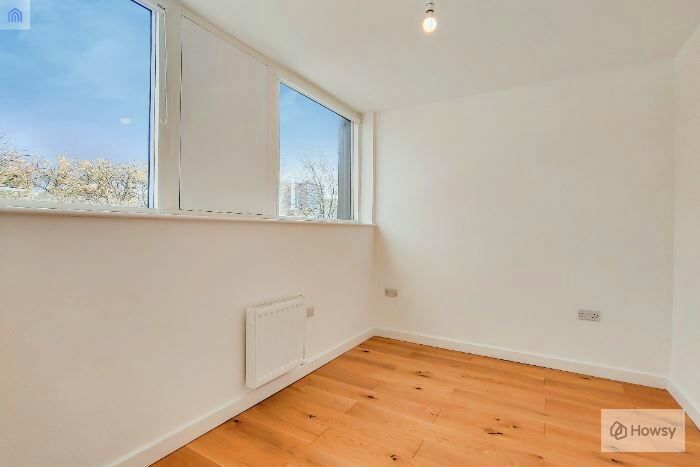 Studio To Rent In The Gore, Basildon, SS14