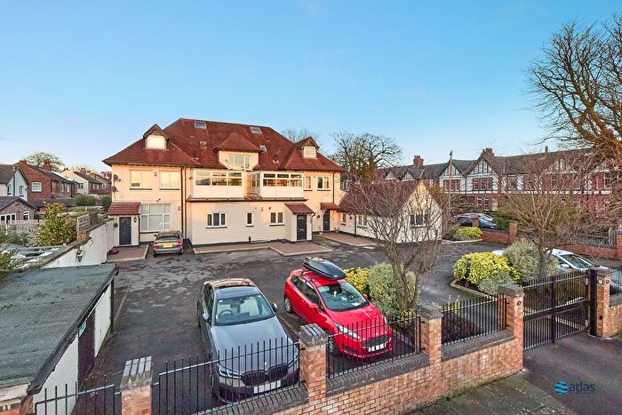 1 Bedroom Flat For Sale In Minehead Road, Aigburth, L17