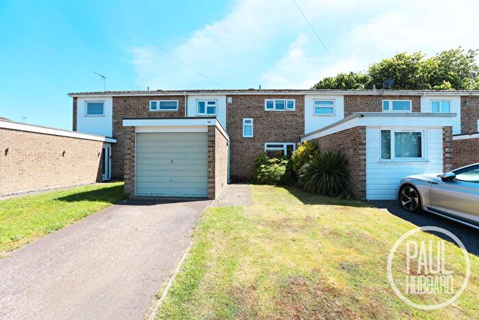 3 Bedroom Terraced House For Sale In Normanshurst Close, Lowestoft, NR32