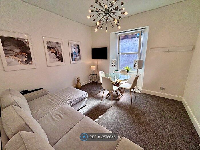 1 Bedroom Flat To Rent In Baker Street, Stirling, FK8