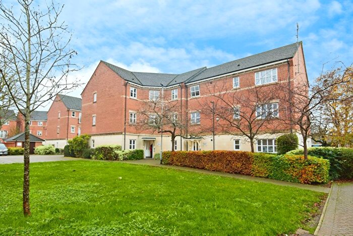 2 Bedroom Flat For Sale In Kniveton Close, Derby, Derbyshire, DE22