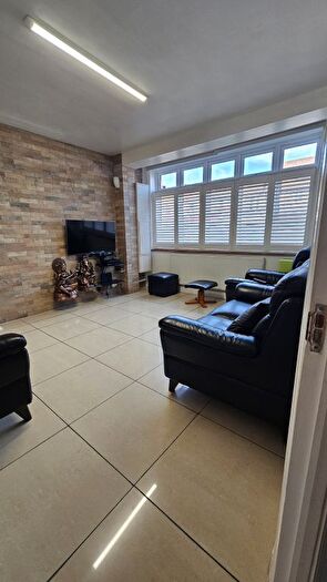 6 Bedroom Terraced House To Rent In London, SW16