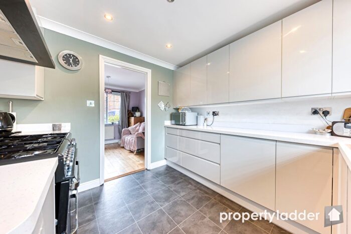 3 Bedroom Detached House For Sale In Wilks Farm Drive, Sprowston, Norwich, NR7