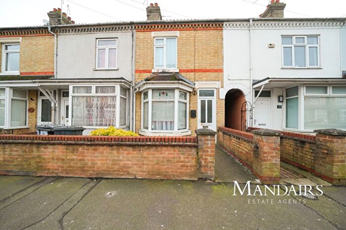 3 Bedroom Terraced House To Rent In Belsize Avenue, Woodston, Peterborough, PE2
