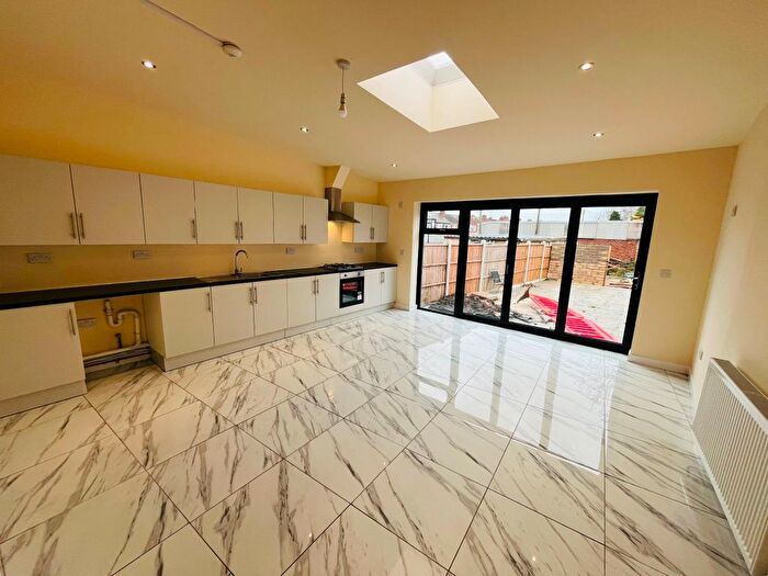 3 Bedroom Terraced House For Sale In Shakespeare Street, Coventry, CV2