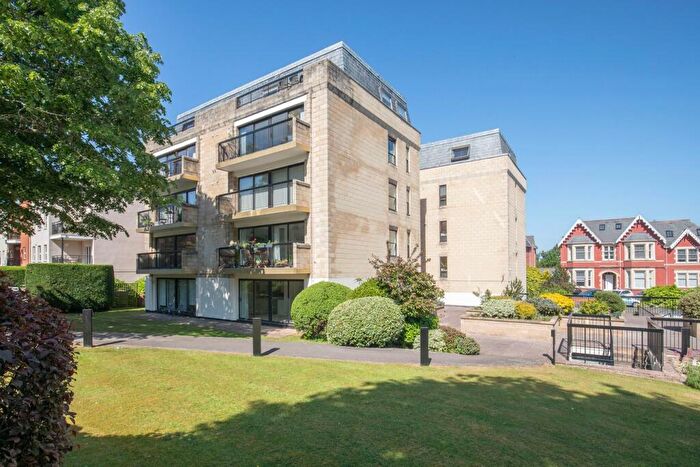 3 Bedroom Flat For Sale In Western Road, Cheltenham, GL50
