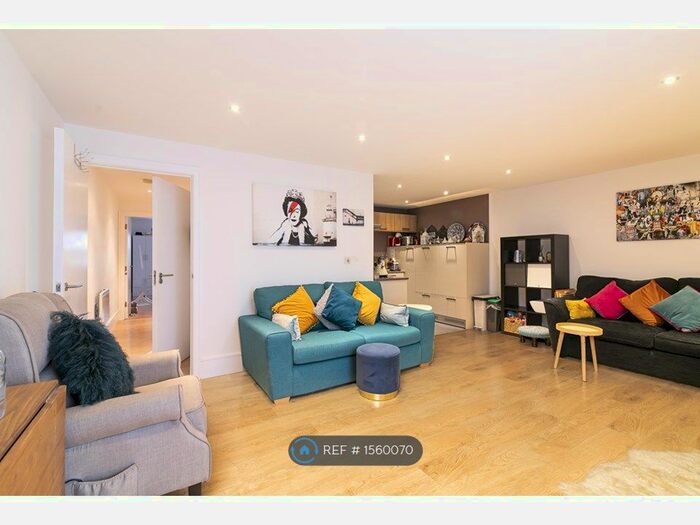 2 Bedroom Flat To Rent In Omega Place, London, N1