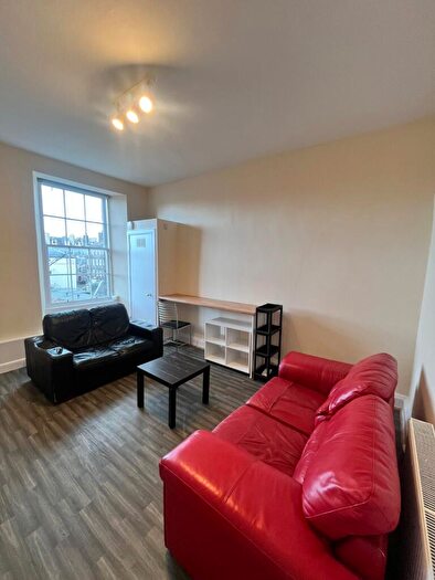 5 Bedroom Flat To Rent In Leith Walk, Edinburgh, EH6