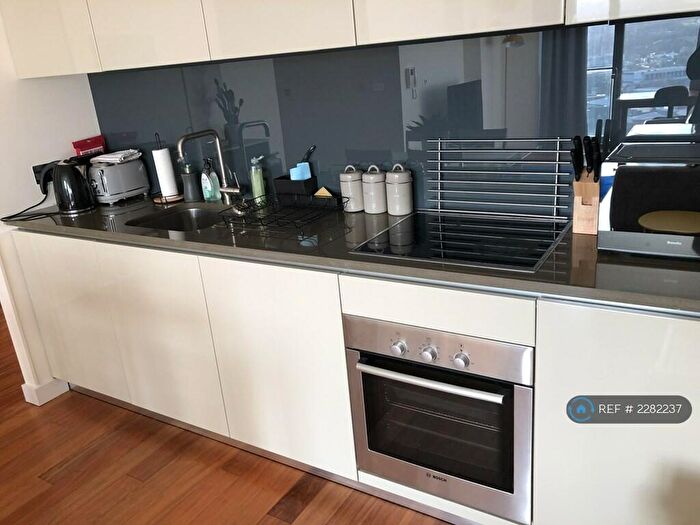 2 Bedroom Flat To Rent In City Lofts St. Pauls, Sheffield, S1