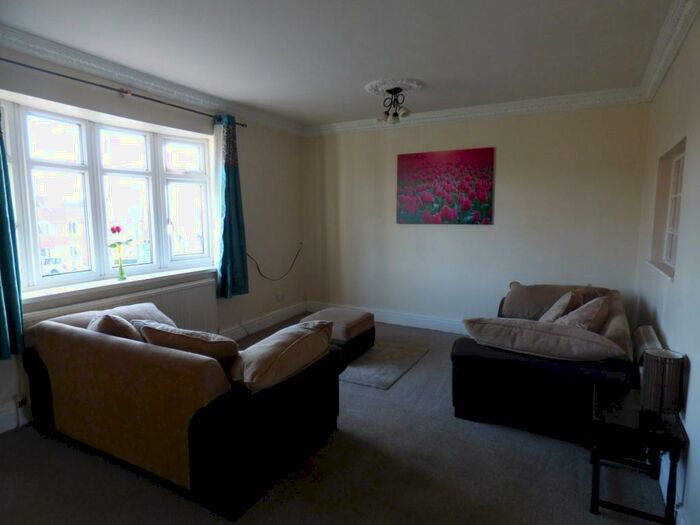 1 Bedroom Flat To Rent In A Edlington Lane, Warmsworth, Doncaster, DN4