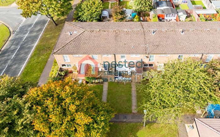 3 Bedroom Terraced House For Sale In Canterbury Way, Stevenage, SG1