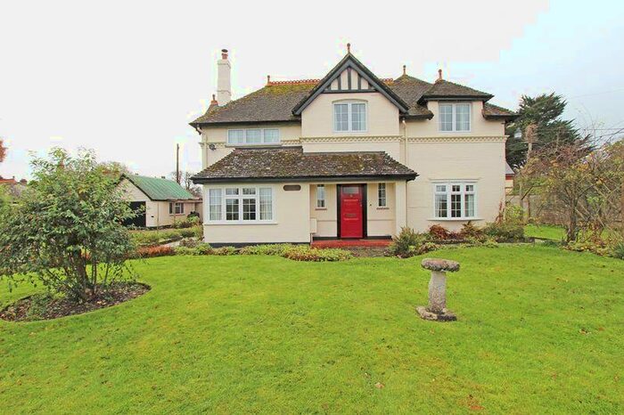 3 Bedroom Country House To Rent In Rhinefield Road, Brockenhurst, SO42