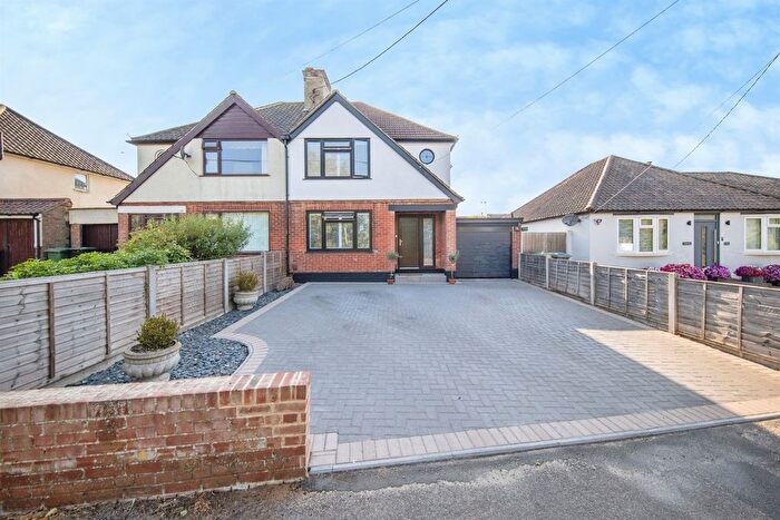 3 Bedroom Semi Detached House For Sale In The Street, Rushmere St. Andrew, Ipswich, IP5