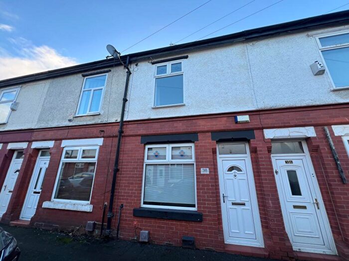 2 Bedroom Terraced House To Rent In Mayfield Grove, Manchester, M18