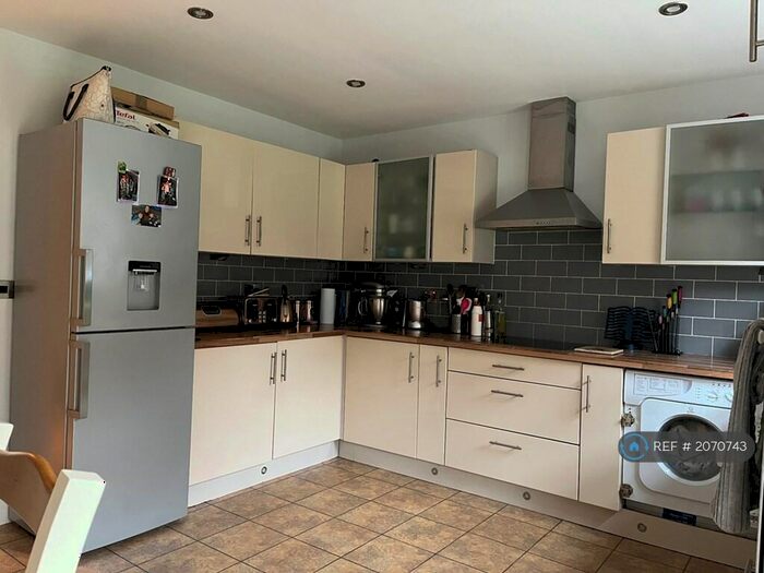 3 Bedroom Terraced House To Rent In Clark Spring Court, Morley, Leeds, LS27