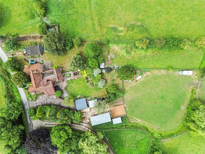 3 Bedroom Semi-Detached House For Sale In Water Lane, Ford, Aylesbury, HP17