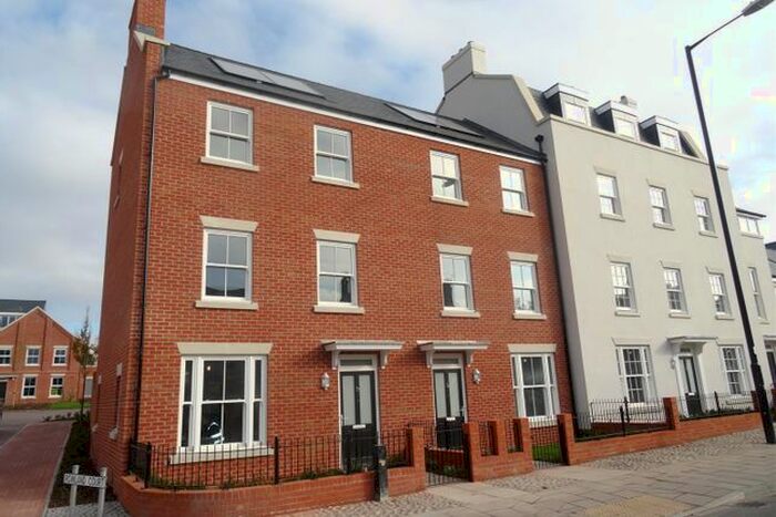 3 Bedroom Terraced House To Rent In Rowland Court, Abbey Foregate, Shrewsbury, SY2
