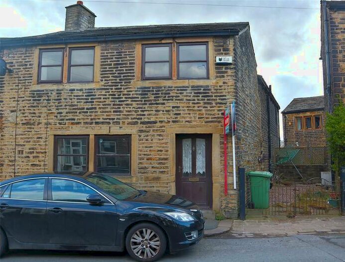 2 Bedroom End Of Terrace House To Rent In Quarmby Road, Quarmby, Huddersfield, HD3