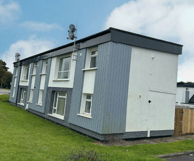 2 Bedroom Flat To Rent In Glanffornwg, Bridgend, CF31