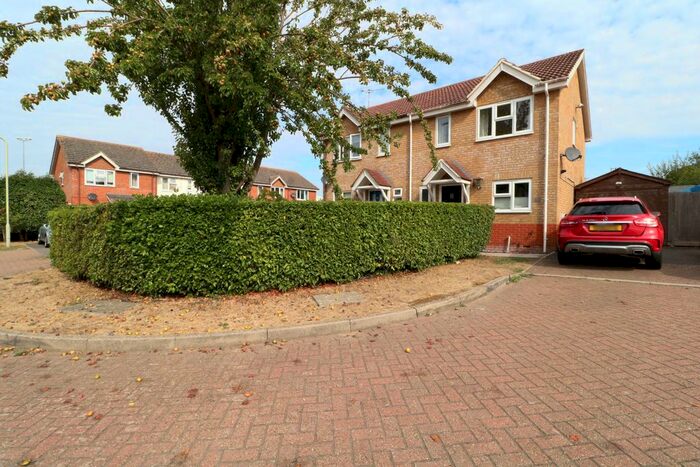 3 Bedroom Semi-Detached House To Rent In The Limes, Kingsnorth, Ashford, TN23