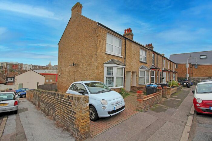 2 Bedroom Terraced House To Rent In Margate, CT9