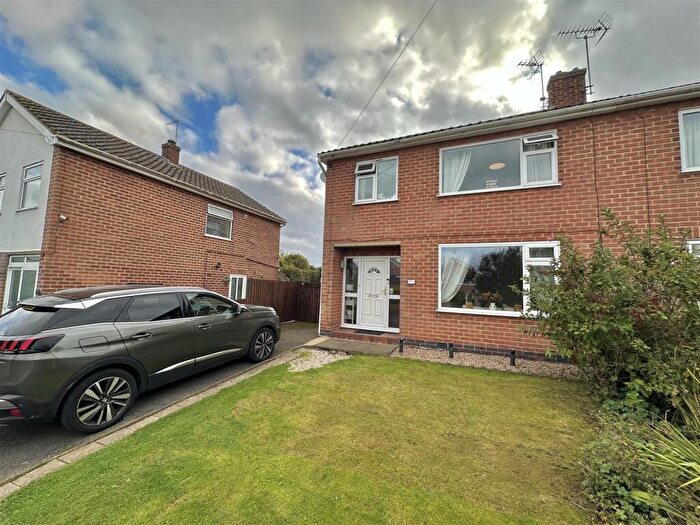 3 Bedroom Semi-Detached House To Rent In Stonehill, Castle Donington, Derby, DE74