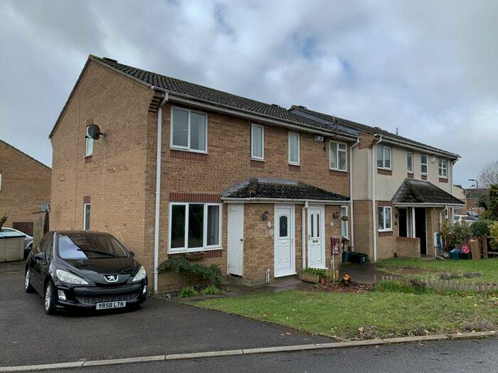 3 Bedroom Terraced House To Rent In Courtlands, Bristol, BS32