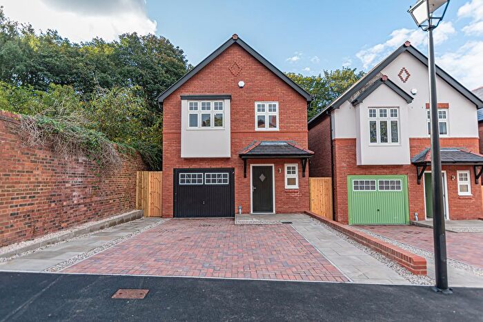 4 Bedroom Detached House To Rent In Woodcroft Way, Prescot, Merseyside, L34