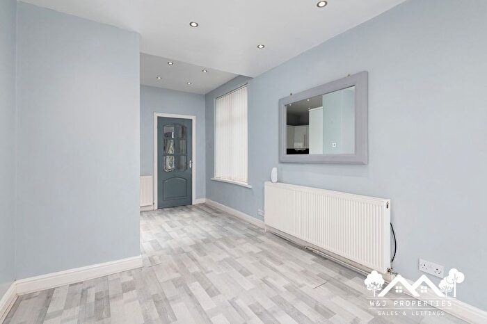 2 Bedroom Semi-Detached House For Sale In Haworth Avenue, Baxenden, Accrington, BB5