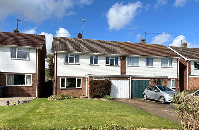 4 Bedroom Semi-Detached House To Rent In Main Street, Middle Tysoe, CV35