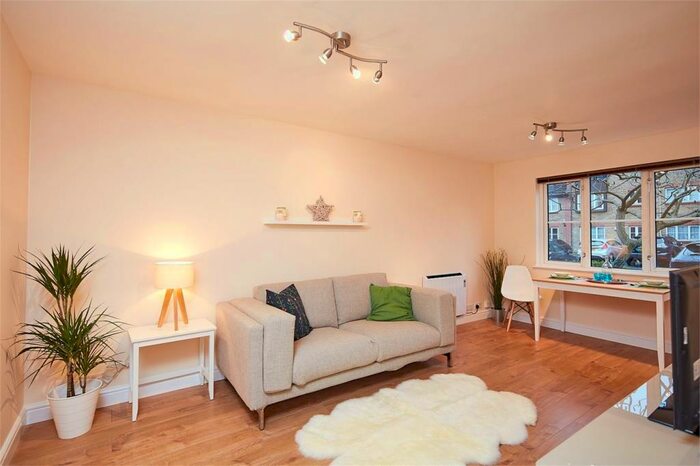 1 Bedroom Flat To Rent In Kingfisher Way, London, NW10