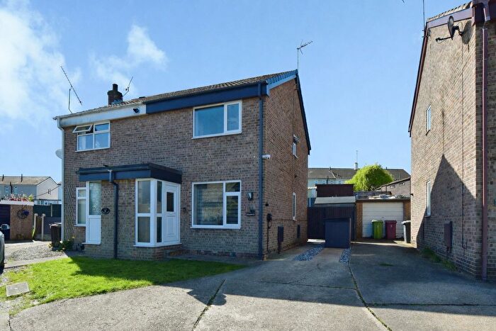 2 Bedroom Semi Detached House For Sale In Church Close, Renishaw, Sheffield, S21