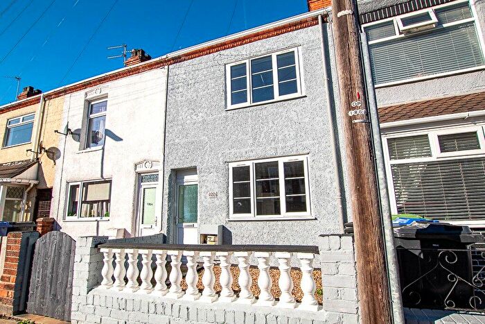 3 Bedroom Terraced House To Rent In Barcroft Street, Cleethorpes, North East Lincs, DN35