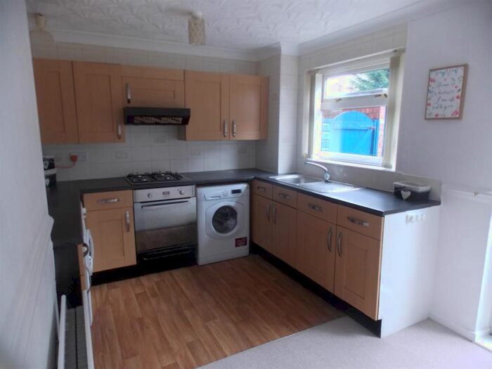 3 Bedroom Terraced House To Rent In Brettenham Avenue, Middlesbrough, TS4