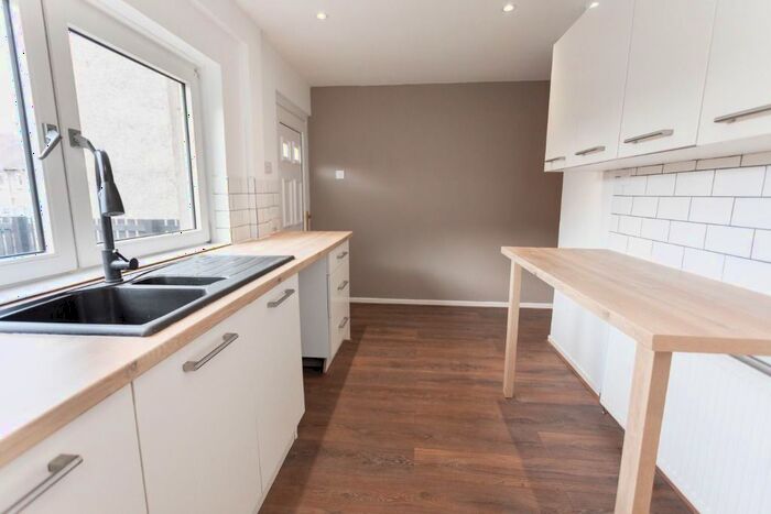 2 Bedroom Detached House To Rent In Corsewall Street, Coatbridge, North Lanarkshire, ML5