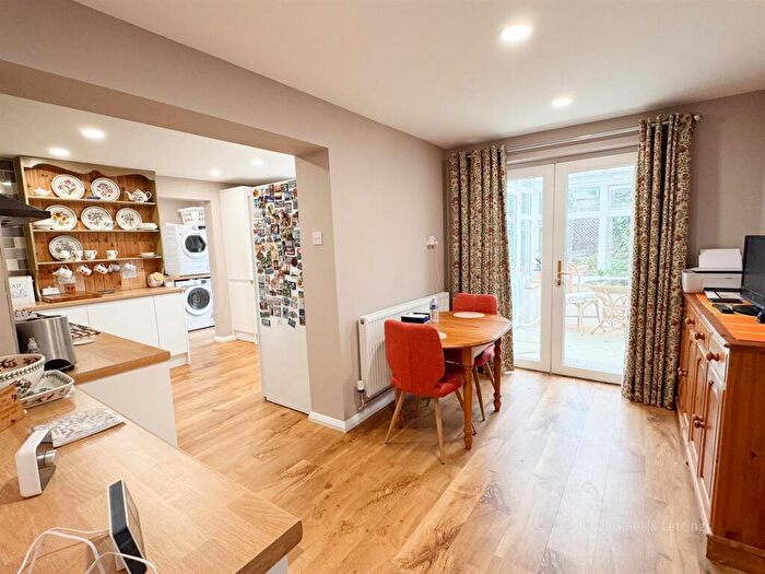 4 Bedroom Detached House For Sale In Beauly Court, Kettering, NN15