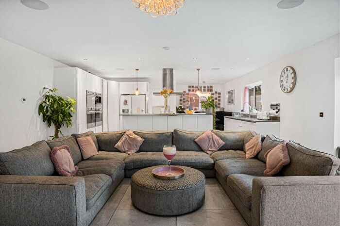 5 Bedroom Detached House For Sale In Gilders, Sawbridgeworth, CM21