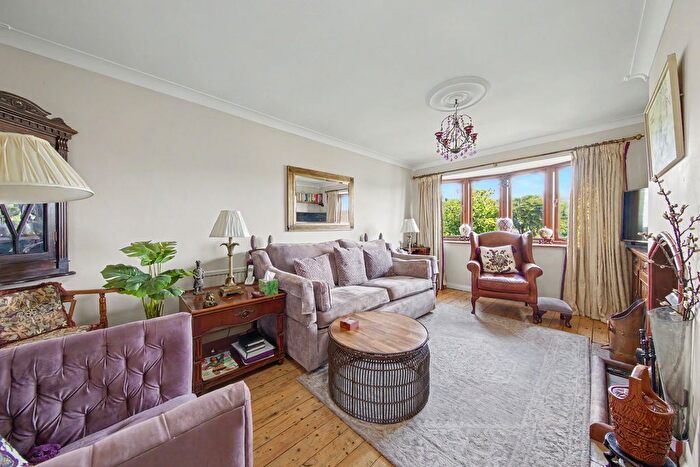 2 Bedroom Detached Bungalow For Sale In Chestnut Close, Dronfield, S18