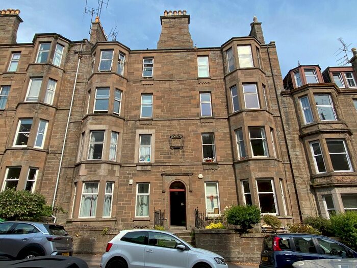 2 Bedroom Flat To Rent In Bellefield Avenue, West End, Dundee, DD1