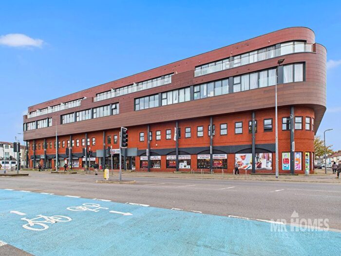 2 Bedroom Flat For Sale In Wellington House, Lewis Street, Canton Cardiff, CF11
