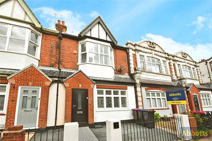 4 Bedroom Terraced House For Sale In Glendale Gardens, Leigh-On-Sea, Essex, SS9