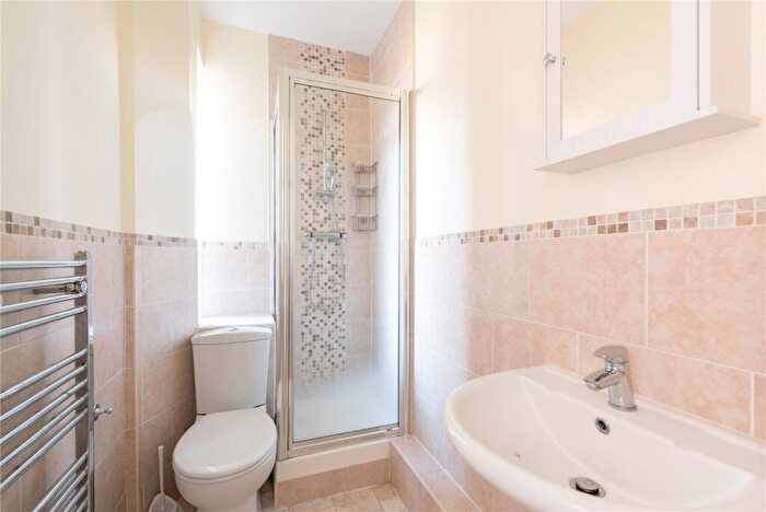 Apartment For Sale In Holmefield Court, Belsize Grove, London, NW3