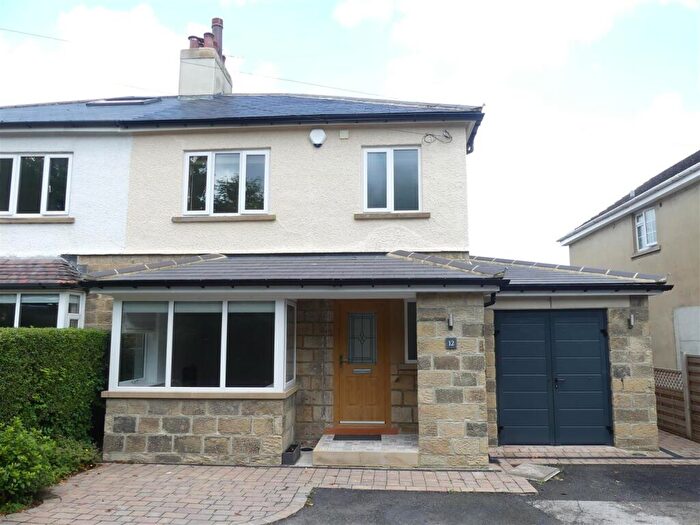 4 Bedroom Semi-Detached House To Rent In North Croft Grove, Ilkley, LS29